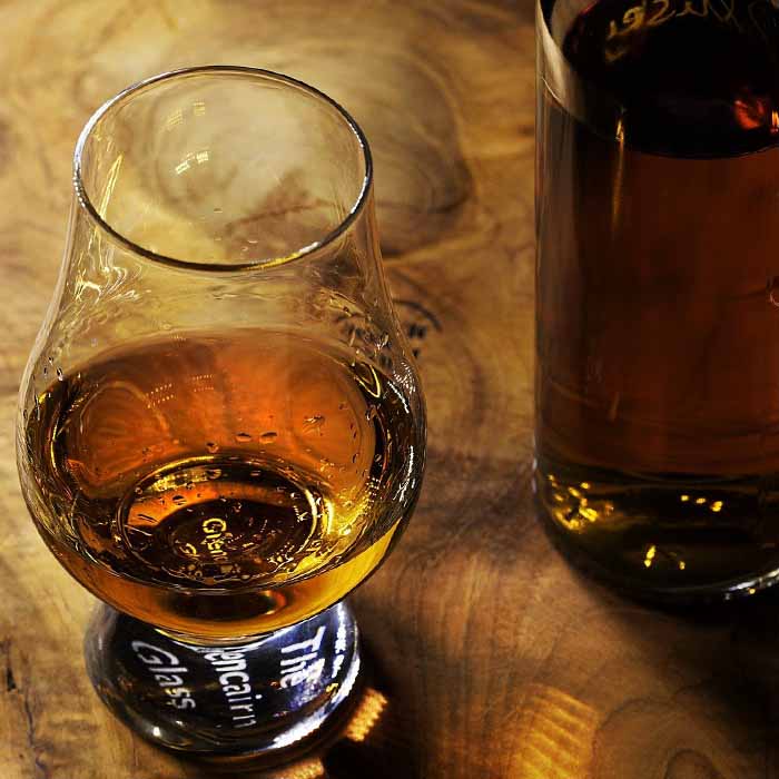 Whiskigals